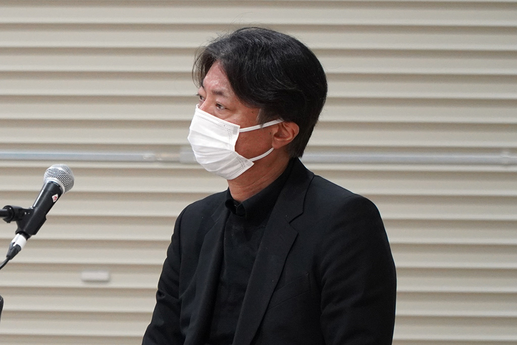 金井勇一郎氏